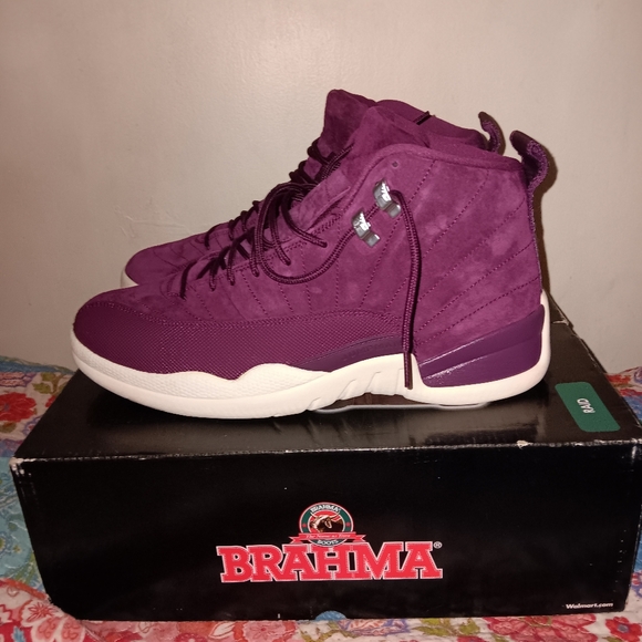 Air Jordan 12 BORDEAUX - Picture 3 of 7